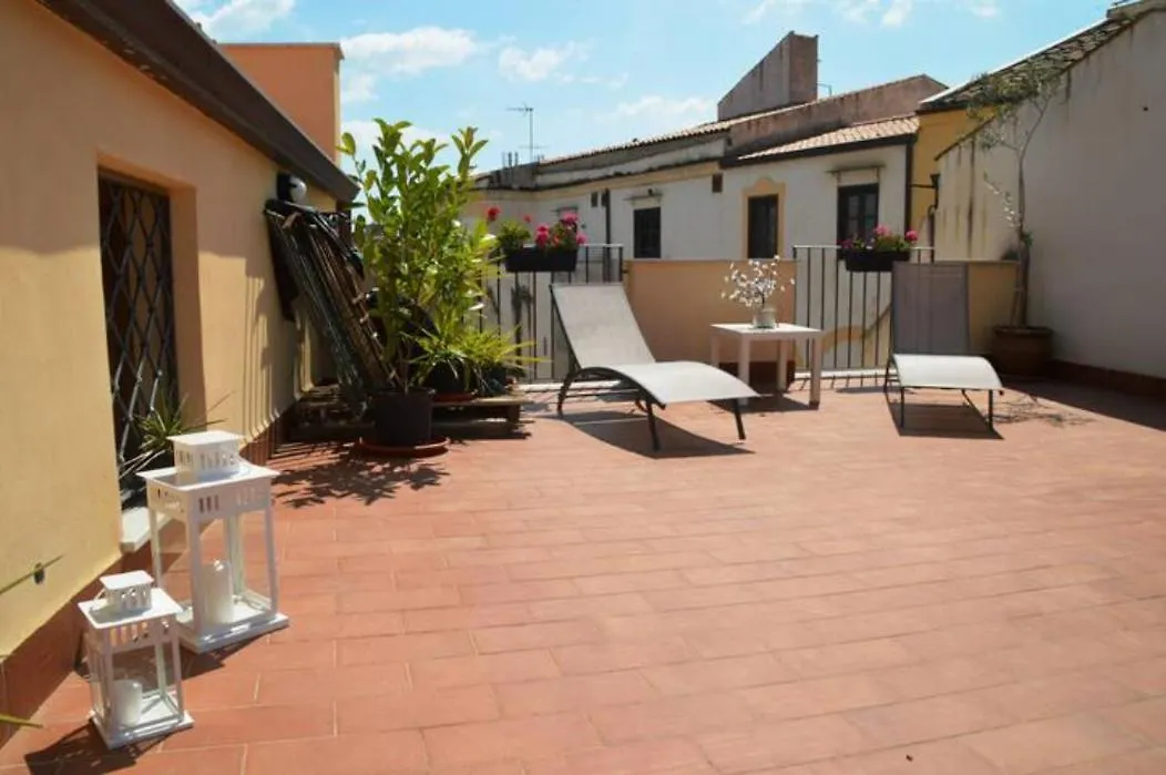 Apartment Vecchio Cortile Home Holidays Palermo