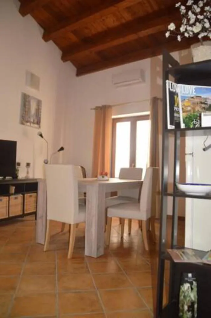 Apartment Vecchio Cortile Home Holidays Palermo
