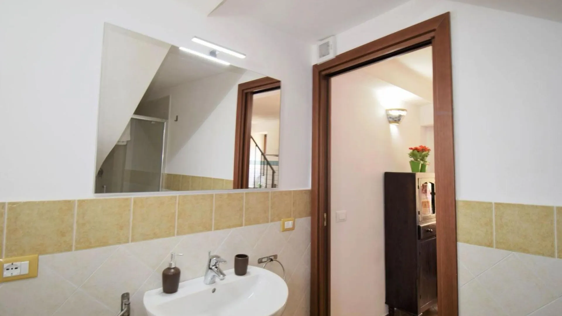 Vecchio Cortile Home Holidays Palermo
